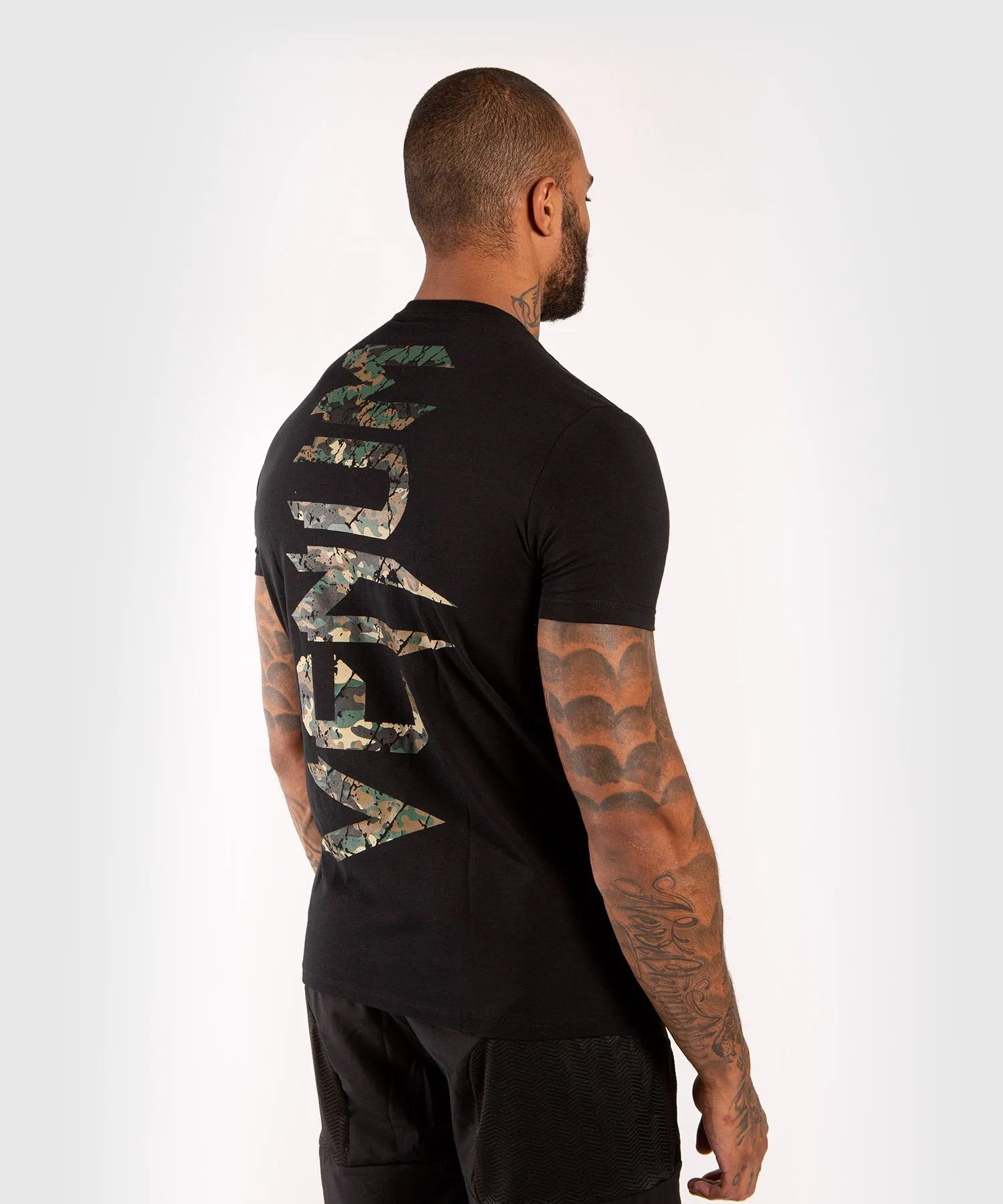 T-Paita - Venum - 'Giant' - Musta-Camo